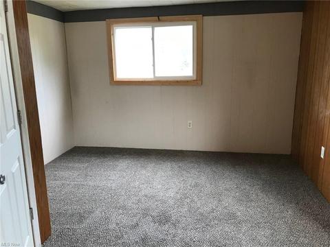 3043 Latimer Ave, Ashtabula, OH 44004 photo 6