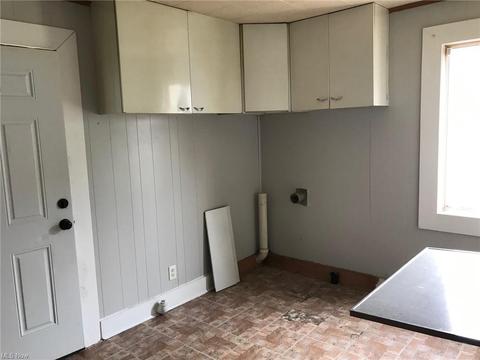 3043 Latimer Ave, Ashtabula, OH 44004 photo 8