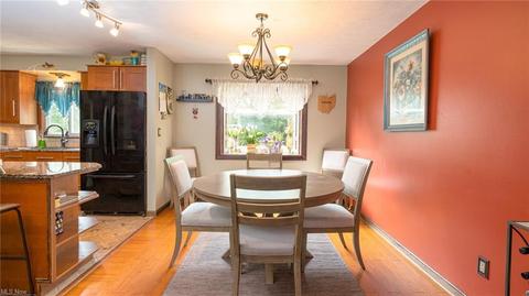 5541 Sequoia Dr, Parma, OH 44134 photo 7