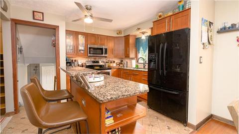 5541 Sequoia Dr, Parma, OH 44134 photo 8