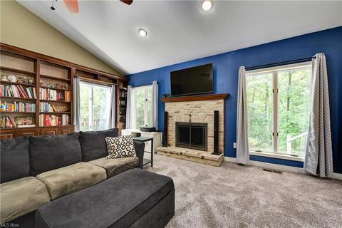 392 Windward Dr, Elyria, OH 44035 photo 22
