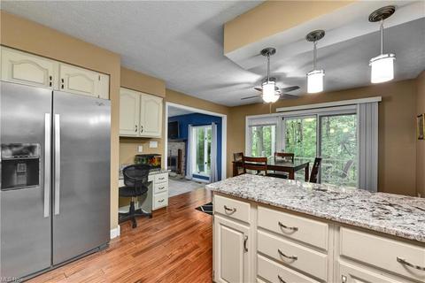 392 Windward Dr, Elyria, OH 44035 photo 19