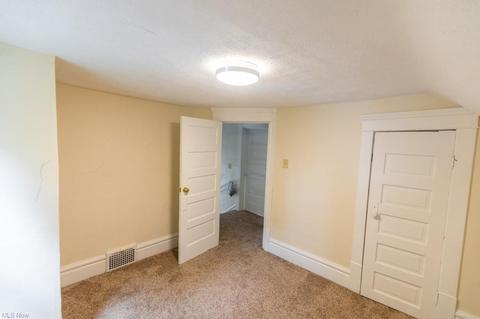 440 Evers St, Akron, OH 44310 photo 5