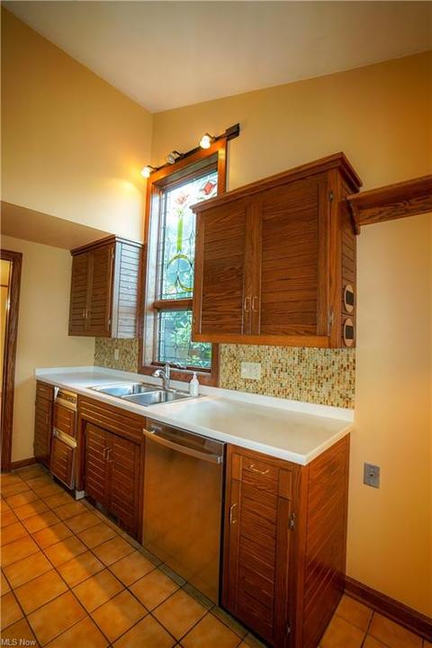 6134 Cedar Ln NW, Canton, OH 44708 photo 11