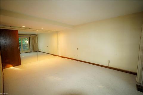 6134 Cedar Ln NW, Canton, OH 44708 photo 7
