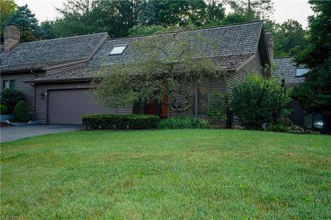 6134 Cedar Ln NW, Canton, OH 44708 photo 1