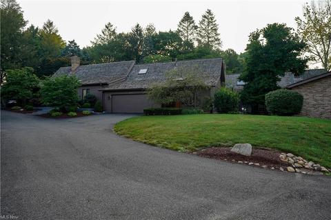 6134 Cedar Ln NW, Canton, OH 44708 photo 4