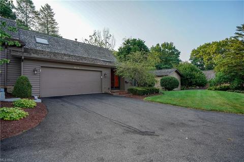 6134 Cedar Ln NW, Canton, OH 44708 photo 2