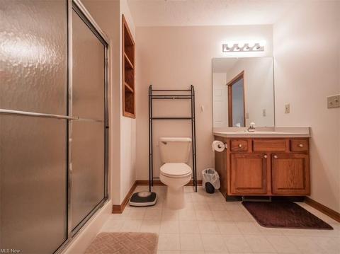 110 Bentley Dr, Elyria, OH 44035 photo 12