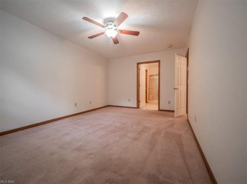 110 Bentley Dr, Elyria, OH 44035 photo 10