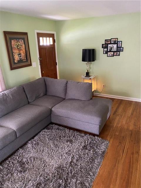 2458 E 37th Street Oval, Lorain, OH 44055 photo 2
