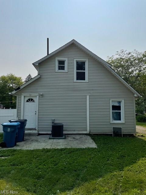 331 Florida Ave, Lorain, OH 44052 photo 13