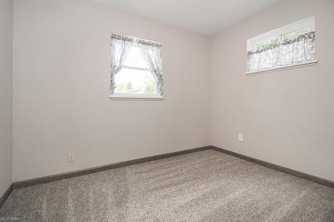 435 Walnut Dr, Berea, OH 44017 photo 15