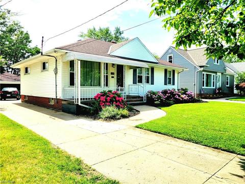418 E 305th St, Willowick, OH 44095 photo 2