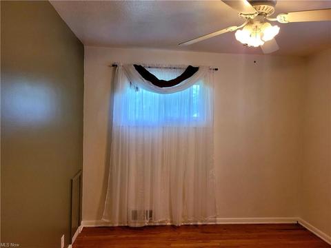 418 E 305th St, Willowick, OH 44095 photo 21