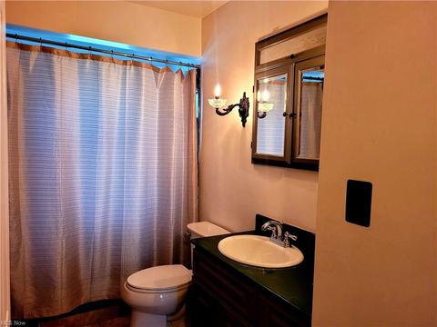 418 E 305th St, Willowick, OH 44095 photo 24