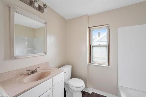 2230 E 33 St, Lorain, OH 44055 photo 15