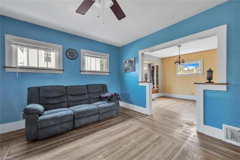 2230 E 33 St, Lorain, OH 44055 photo 5