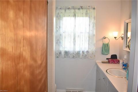 5124 Chestnut Hill Dr, Ashtabula, OH 44004 photo 17