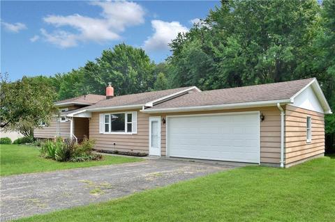 5124 Chestnut Hill Dr, Ashtabula, OH 44004 photo 3