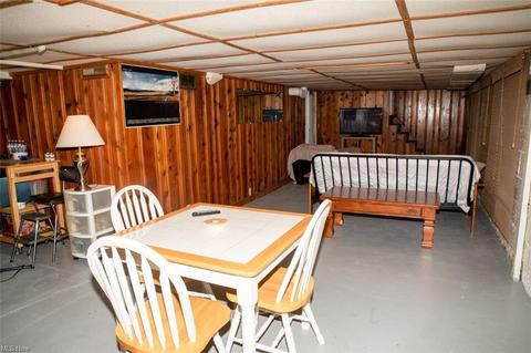 76 Harvey, Struthers, OH 44471 photo 16