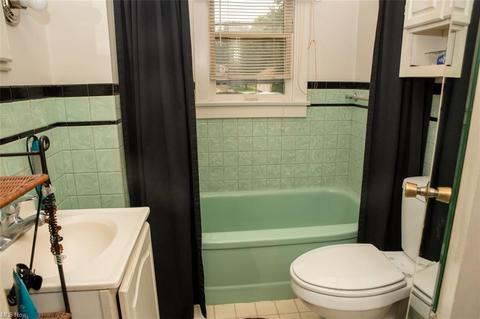 76 Harvey, Struthers, OH 44471 photo 13