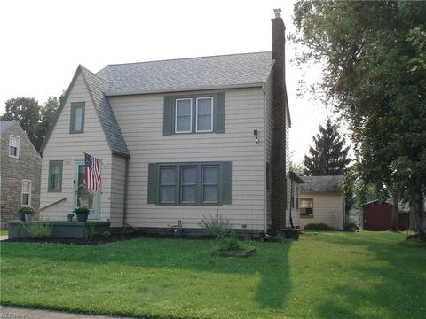 3145 Wilson Ave, Ashtabula, OH 44004 photo 4