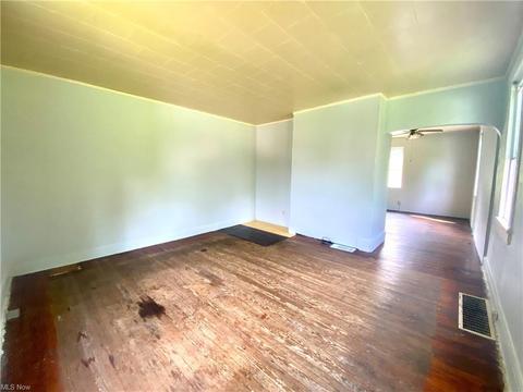 170 Baird St, Wheeling, WV 26003 photo 10