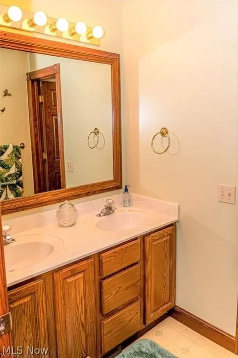 276 E Lake Dr, Lagrange, OH 44050 photo 16