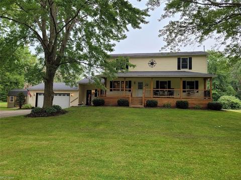 3326 Shomo Dr, Ashtabula, OH 44004 photo 2