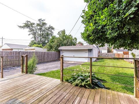 6502 Hampstead Ave, Parma, OH 44129 photo 3