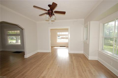 7128 Marinthana Ave, Boardman, OH 44512 photo 3