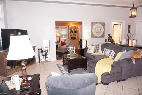 6870 Red Deer Cir NW, Canton, OH 44708 photo 14