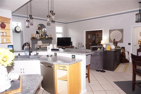 6870 Red Deer Cir NW, Canton, OH 44708 photo 31