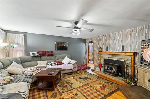 4985 2nd St NW, Canton, OH 44708 photo 3