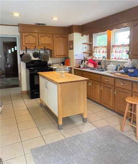 115 E 14th St, Dover, OH 44622 photo 6