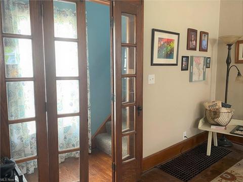 115 E 14th St, Dover, OH 44622 photo 2
