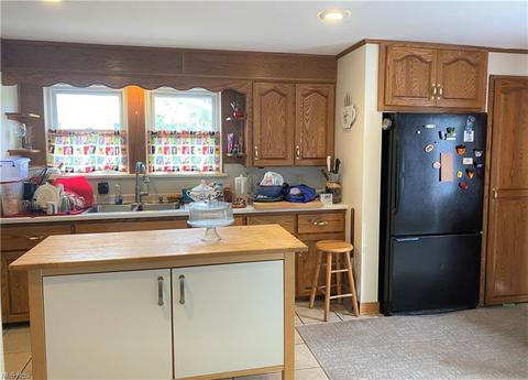 115 E 14th St, Dover, OH 44622 photo 7