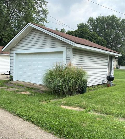 115 E 14th St, Dover, OH 44622 photo 18