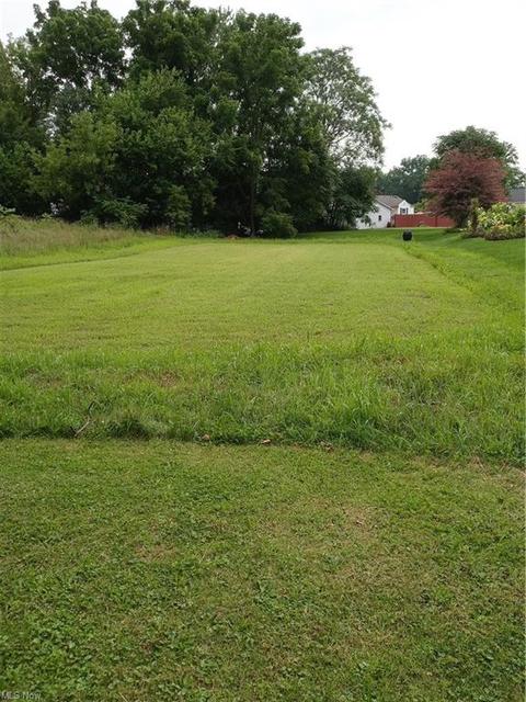 554 E State, Barberton, OH 44203 photo 14