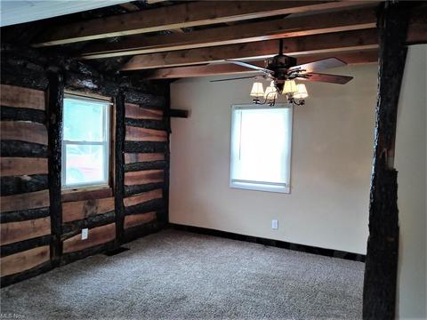 554 E State, Barberton, OH 44203 photo 7
