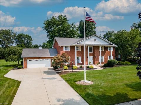 179 Windbrook Ct, Elyria, OH 44035 photo 1