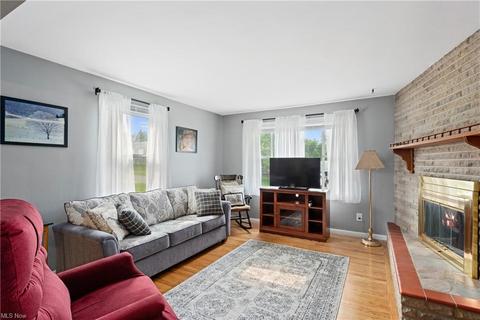 474 W Omar St, Struthers, OH 44471 photo 3