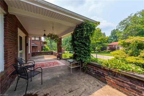 151 Storer Ave, Akron, OH 44302 photo 3