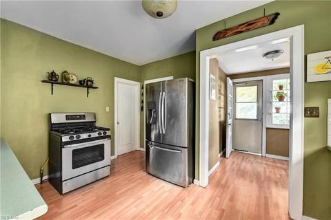 151 Storer Ave, Akron, OH 44302 photo 14