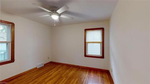 2316 Rockefeller Rd, Wickliffe, OH 44092 photo 9