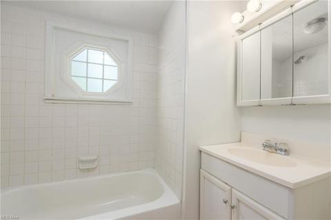 760 E 236th St, Euclid, OH 44123 photo 29
