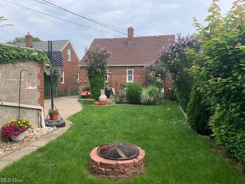 6603 Gerald Ave, Parma, OH 44129 photo 2