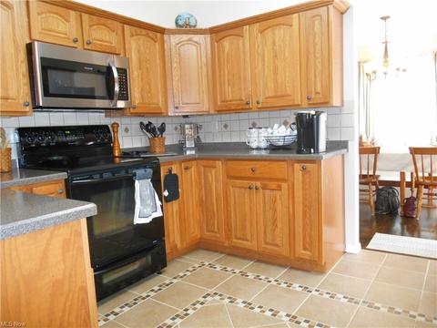 3630 Marbre Ct, Ashtabula, OH 44004 photo 7