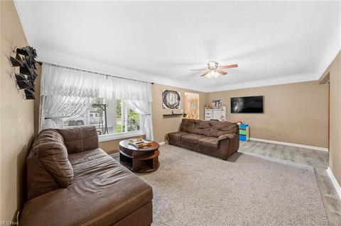 1106 Orchardview Rd, Parma, OH 44134 photo 8